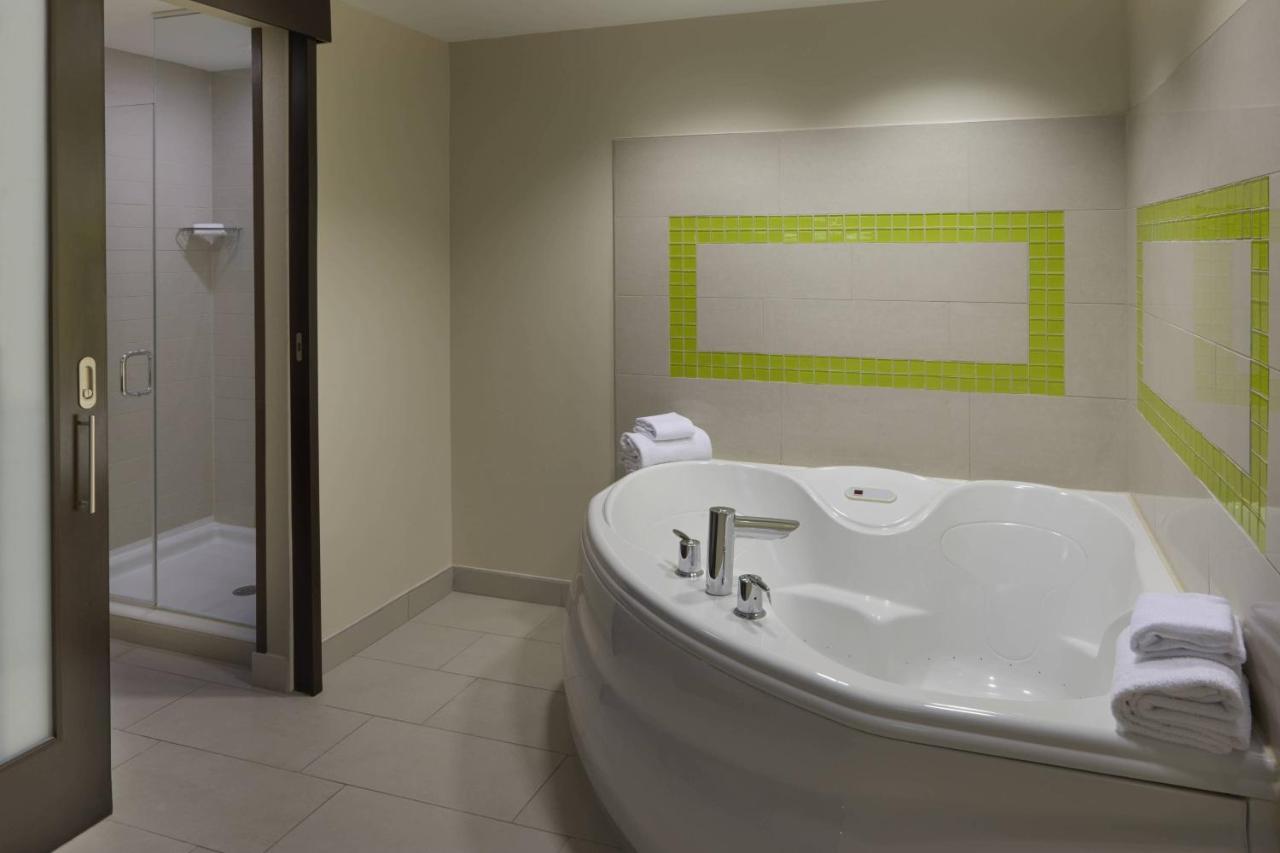 Springhill Suites By Marriott Toronto Vaughan Esterno foto