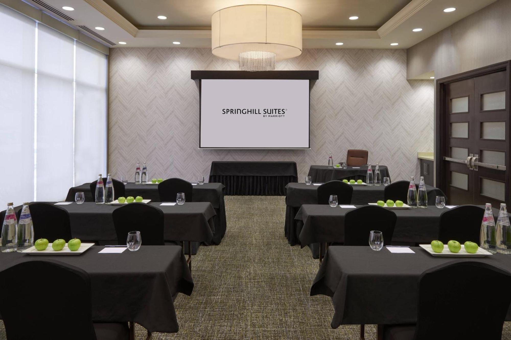 Springhill Suites By Marriott Toronto Vaughan Esterno foto
